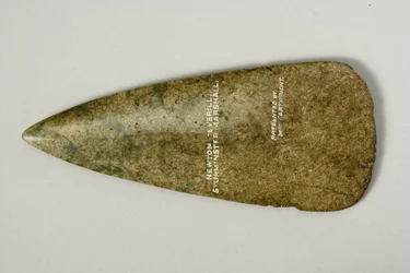 Axe head